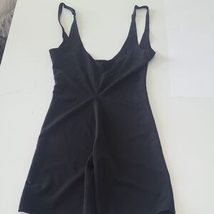 SKIMS Womens BLK MID THIGH BODYSUIT Sleeveless Sculpt Shapewear Size‎ S RN158973